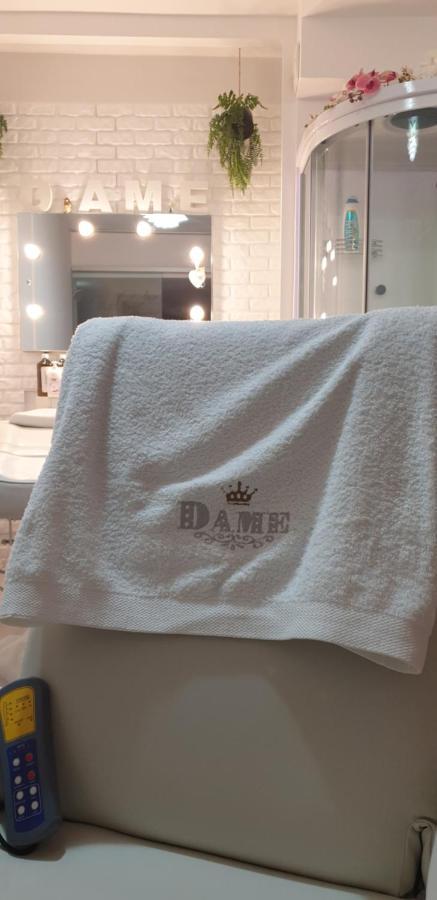 Dame Crotone Bed & Breakfast エクステリア 写真