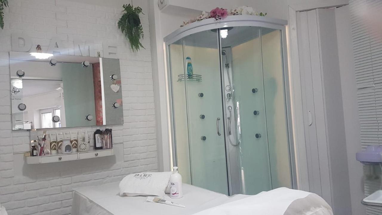 Dame Crotone Bed & Breakfast エクステリア 写真